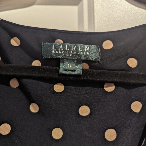 Ralph Lauren, size 12 navy and beige dress, with gathering and flutter sleeves - Picture 3 of 5